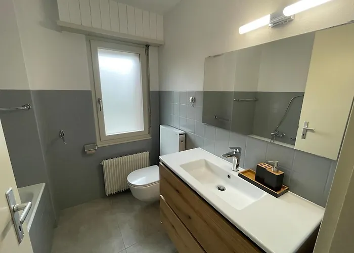 아파트 Spacieux Idealement Situe